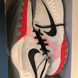 Nike Kyrie 1's Infared